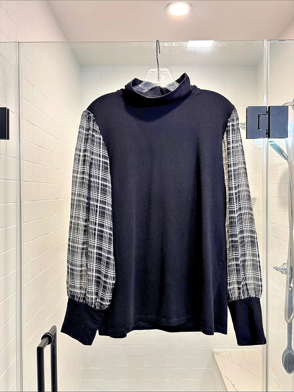 LOFT Plaid Sleeve Top in Black & White XL Like New